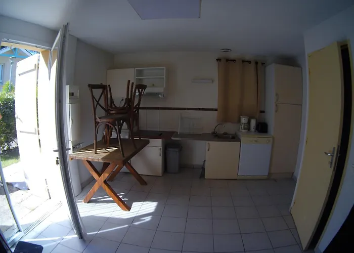 La Pointe Du Soleil *